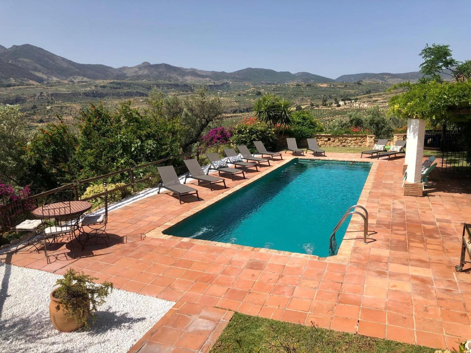 Traditional Farmhouse; Large Pool,Gardens & Views. Villa Granada Bagian luar foto